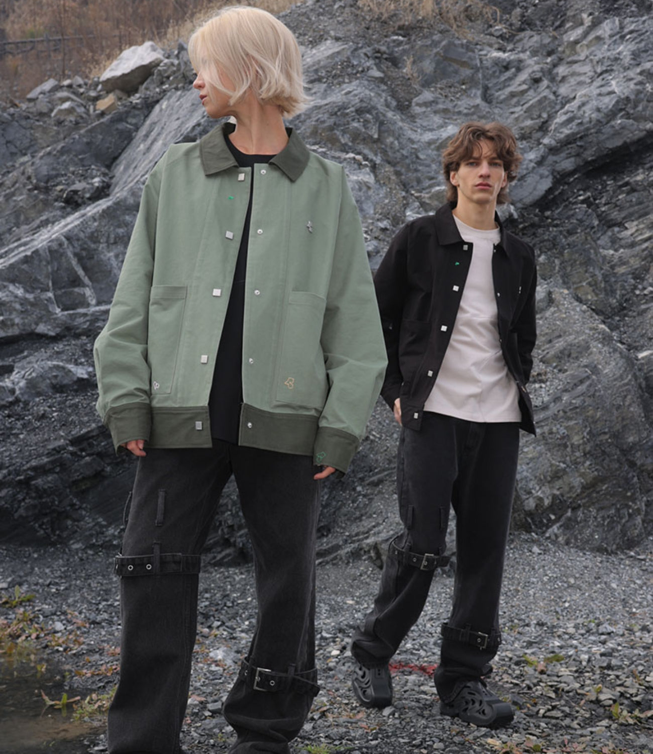 The Ultimate Guide to Styling Oversized Streetwear in 2025