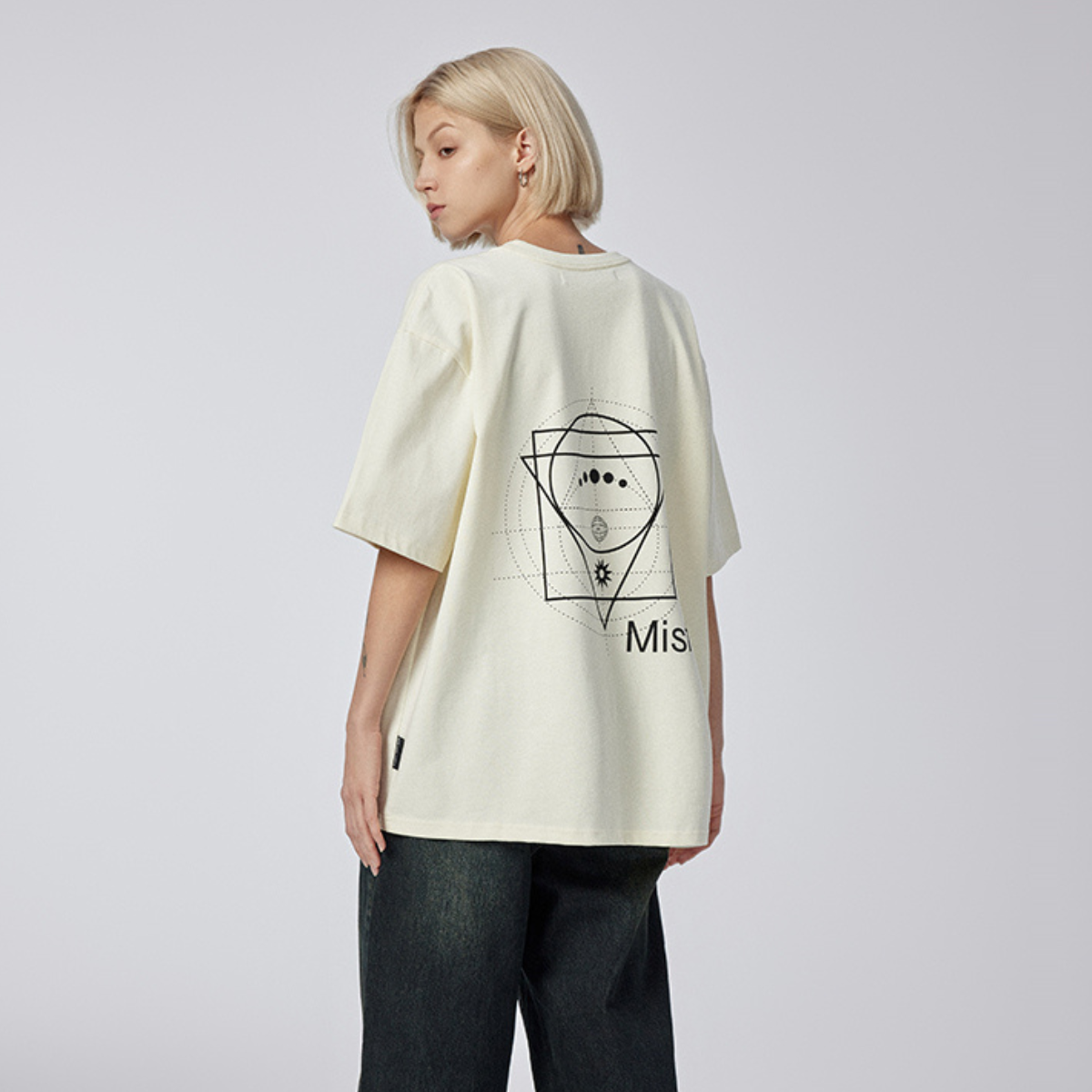 Box Fit Heavy T-shirts | Oversized T-shirts Made from 100% Cotton